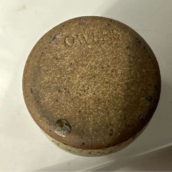 Vintage OWEN’S JugTown Pottery Bud Vase Vessel Speckled Brown Tan Marked On Base - Picture 6 of 8